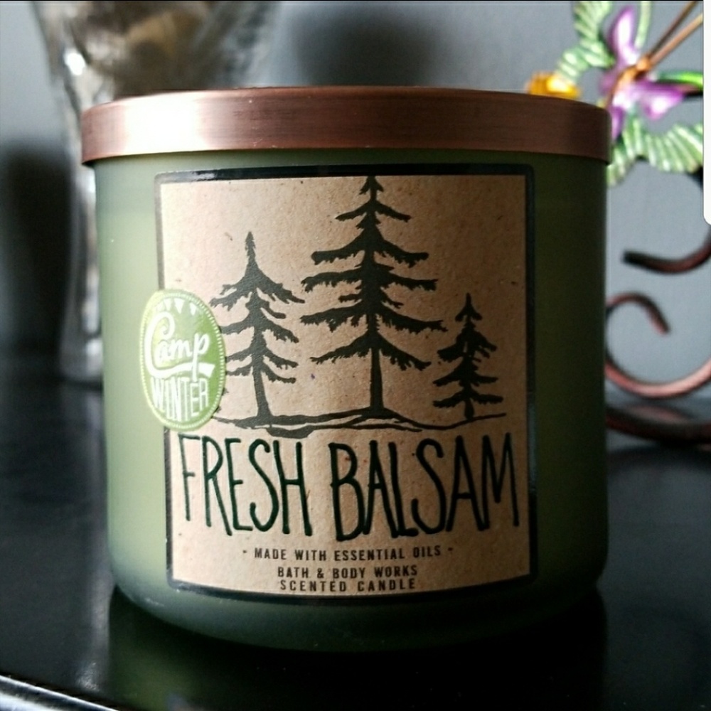 🌲BATH AND BODY WORKS 3 WICK CANDLE🌲